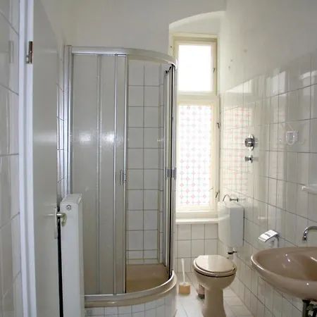 سيتي هوتل غوتلاند 2*