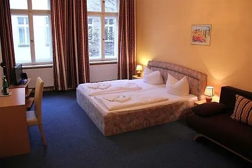 Gotland Hotel 2*
